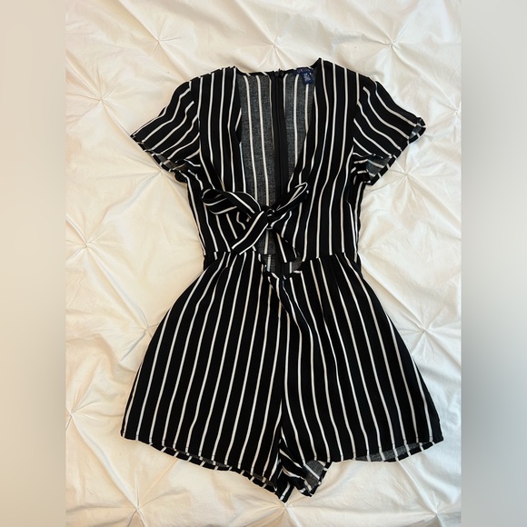 Uk2la black and white romper - Picture 1 of 1